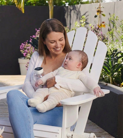 FloMom Wearable Pump Live Freely While Pumping